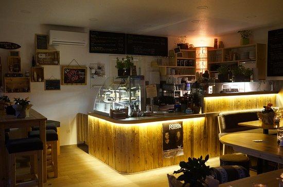 Elli's Snackeria
