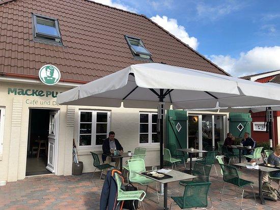 Macke Pudel Cafe