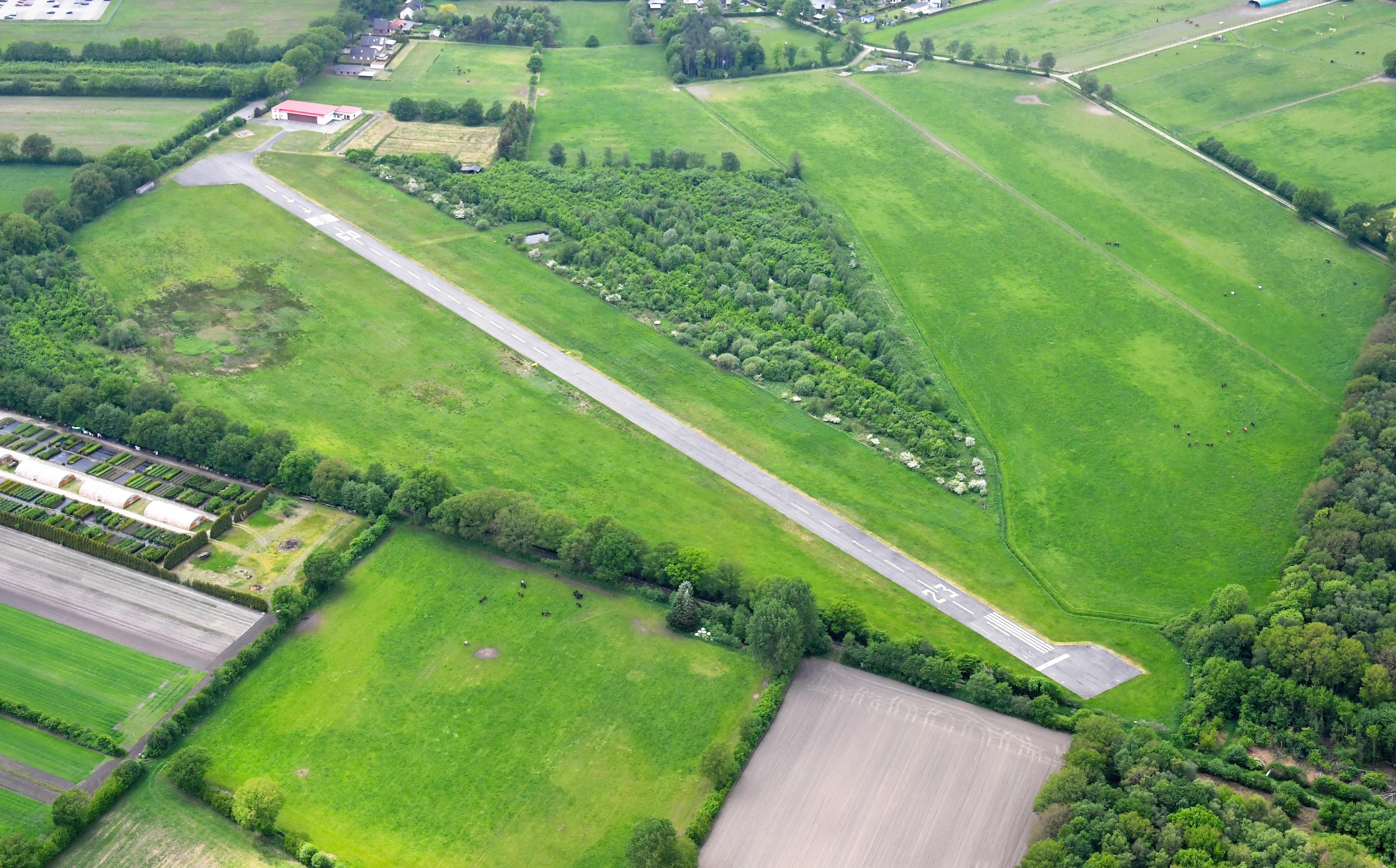 Flugplatz Ahrenlohe