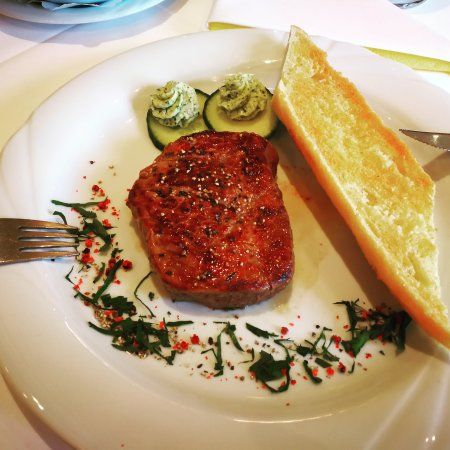 Peter's Bistro